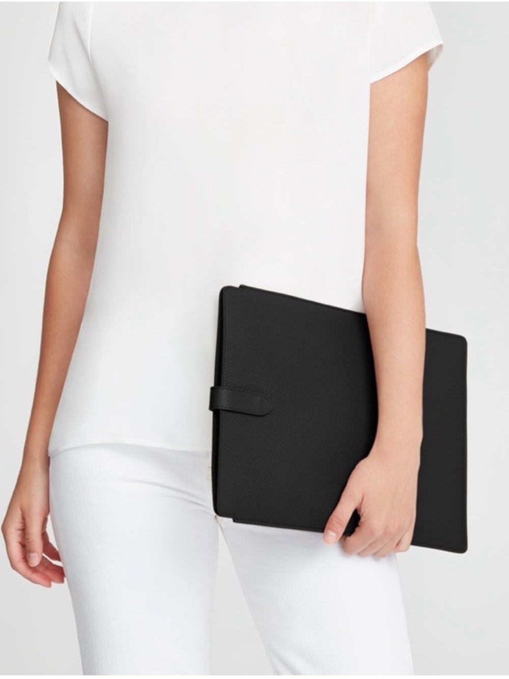 Cuyana 13” Pebbled Leather Laptop Sleeve - Color Blush / Nude